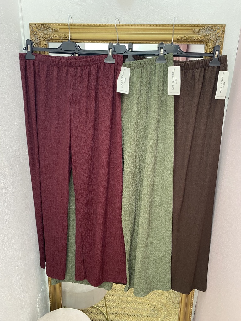Pantalones relieve
